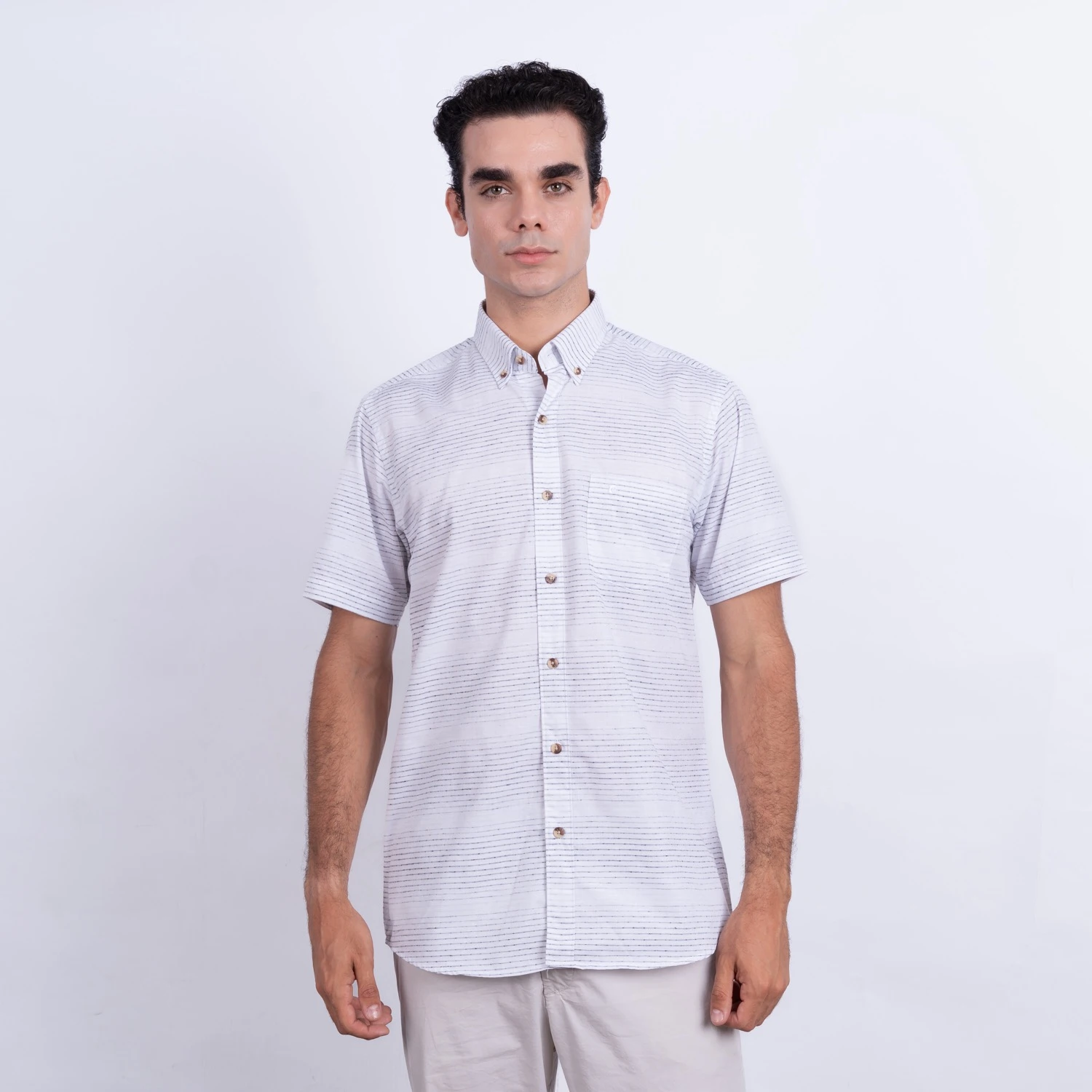 Camisa manga corta Etiqueta Linen Collection con diseño Francés