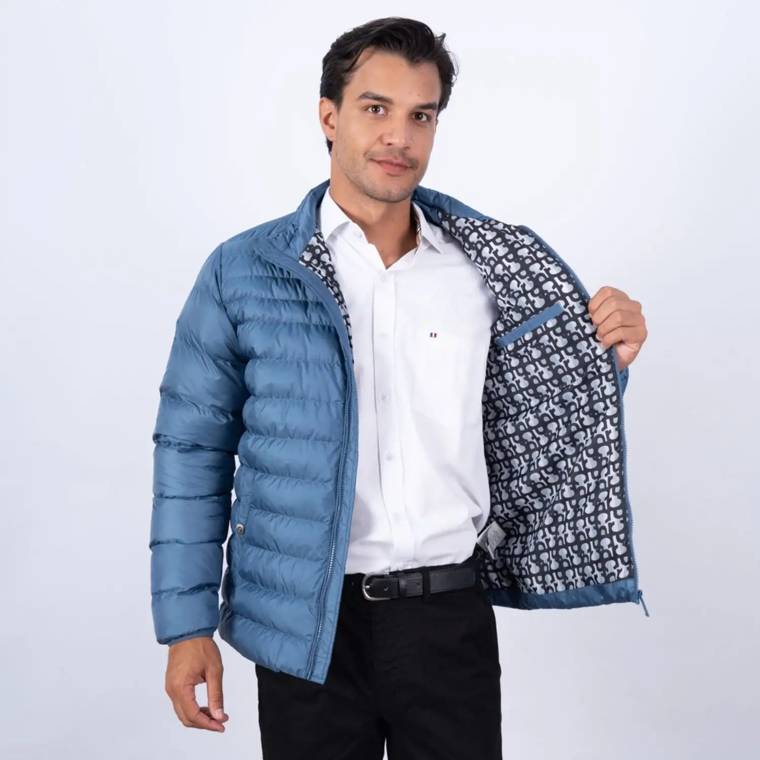 Casaca de Nylon con diseño francés vista 3